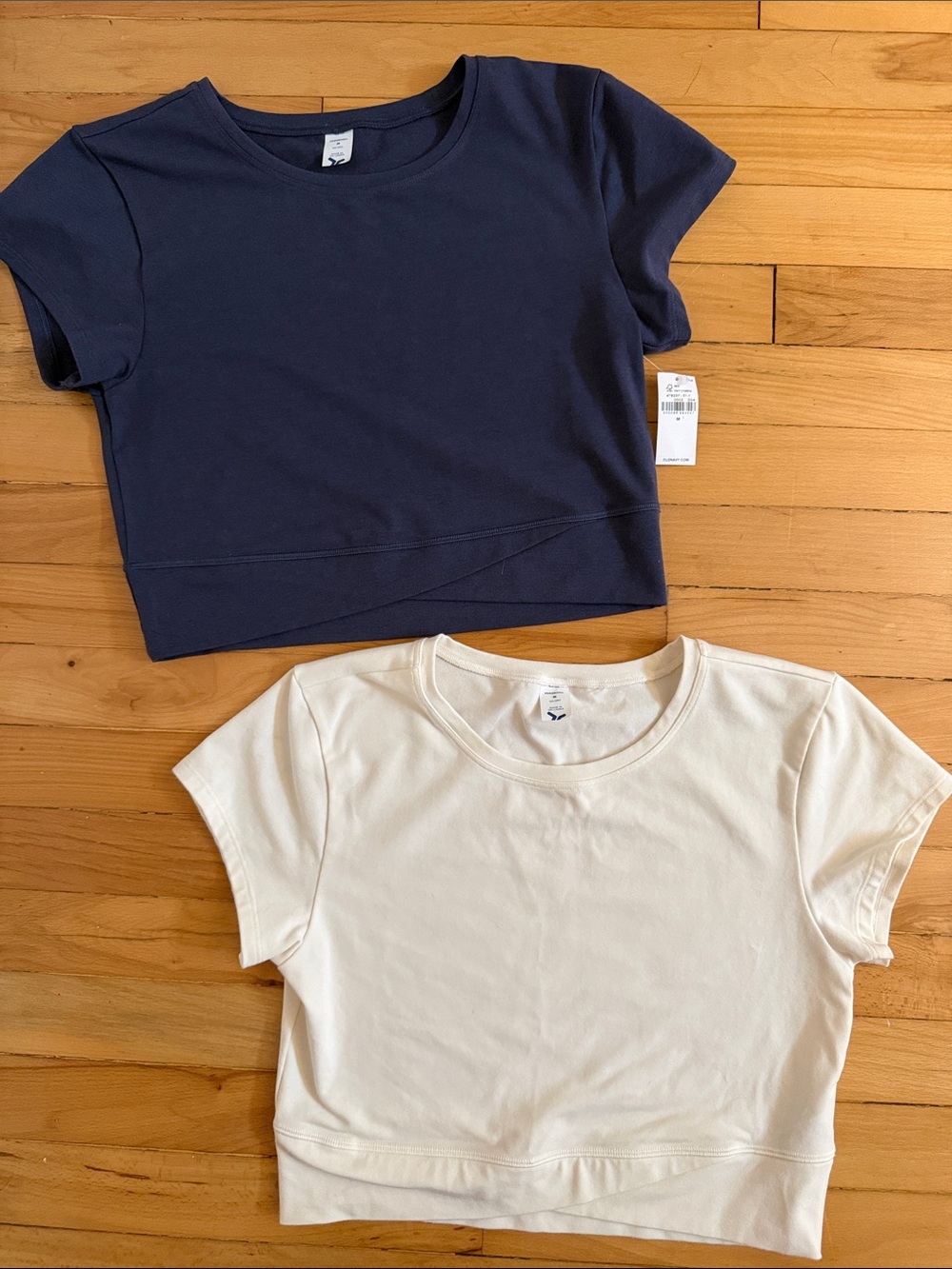 Old Navy Navy and Cream Short Sleeve Crop Tops